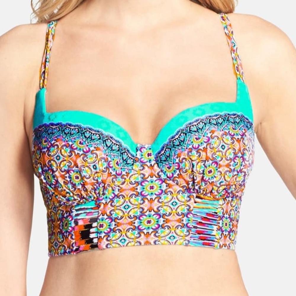 Profile by Gottex Bikini Top Size Medium E cup